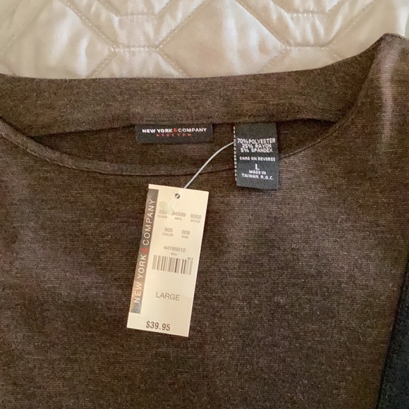 Top - Picture 2 of 3